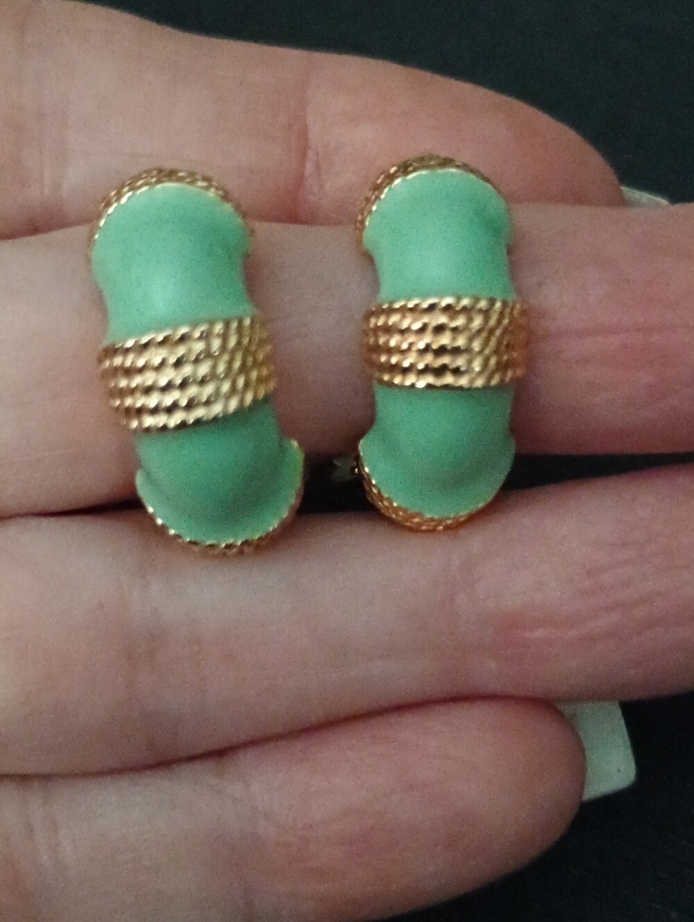 Vintage Like New Gay Boyer Gold and Mint Green Dome Clip-On Earrings
